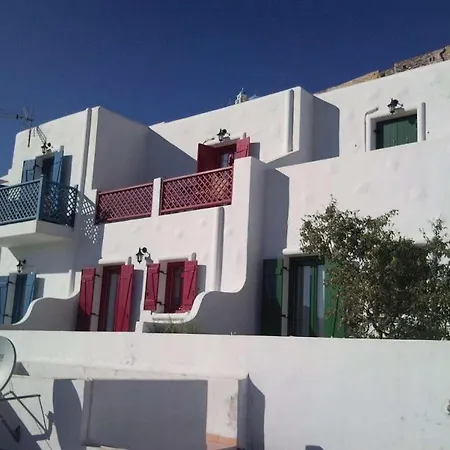 Hotell Asvestoti Maisonettes Red House *